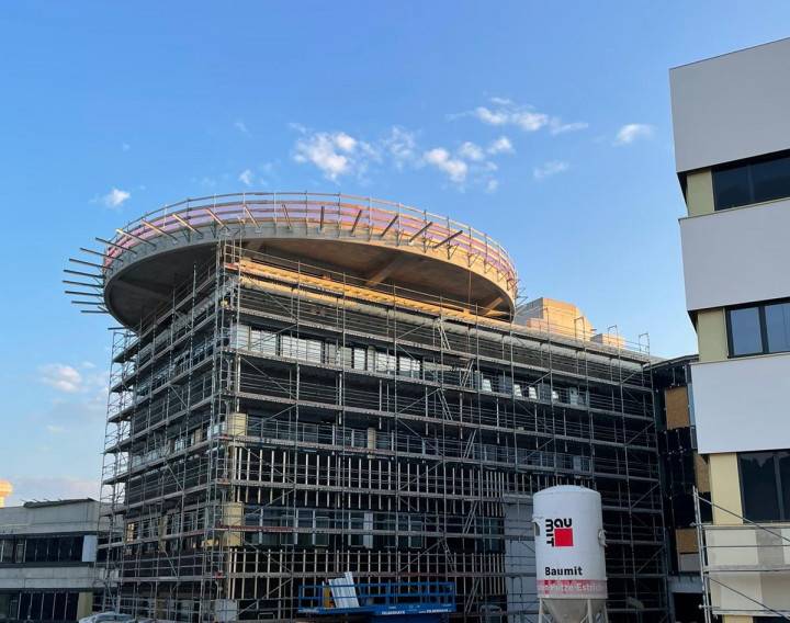 Vorgehängte hinterlüftete Fassade (VHF)